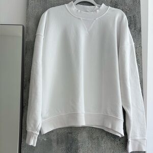 NWT perfectwhitetee Blake White Sweatshirt Size Large